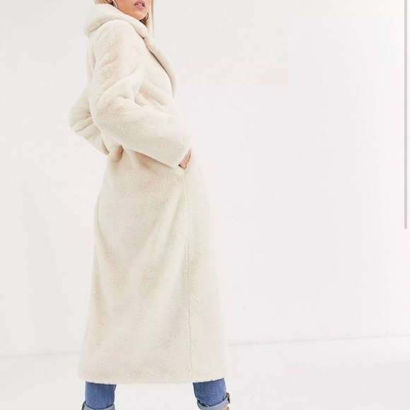 ASOS DESIGN plush faux fur longline maxi with belt in cream - Picture 12 of 13